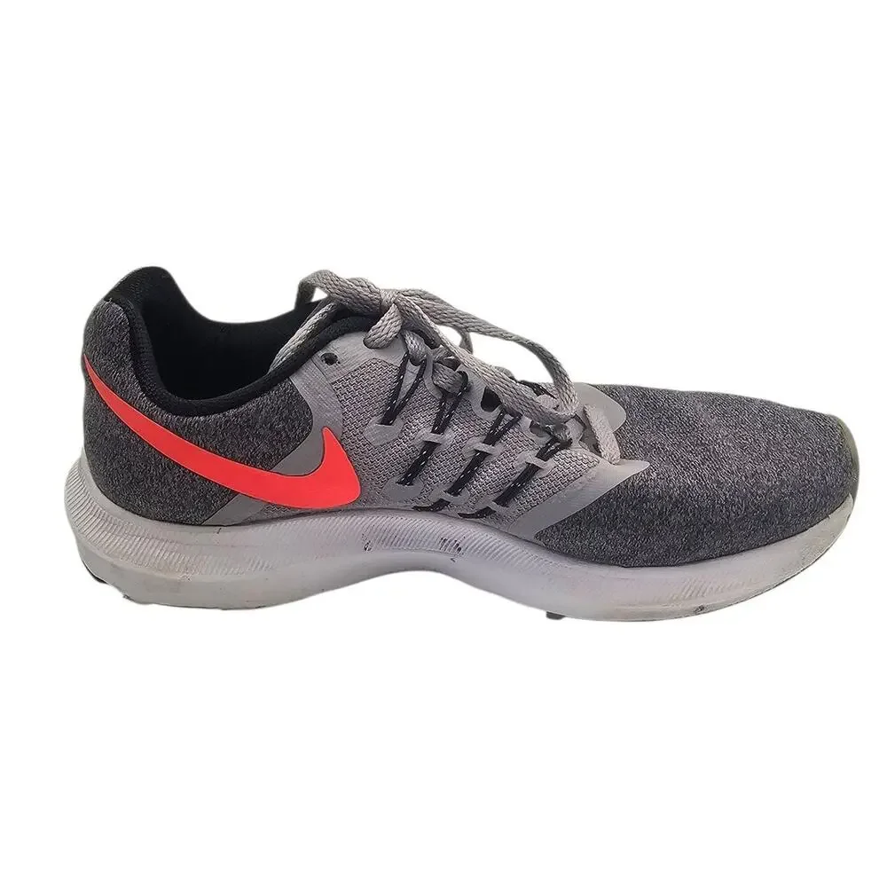 Nike Heather Gray & Pink Run Swift Casual Running Athletic Sneakers